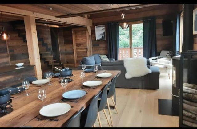 Chalet Avec Jacuzzi - 150 M Des Remontees Morzine Exteriér fotografie
